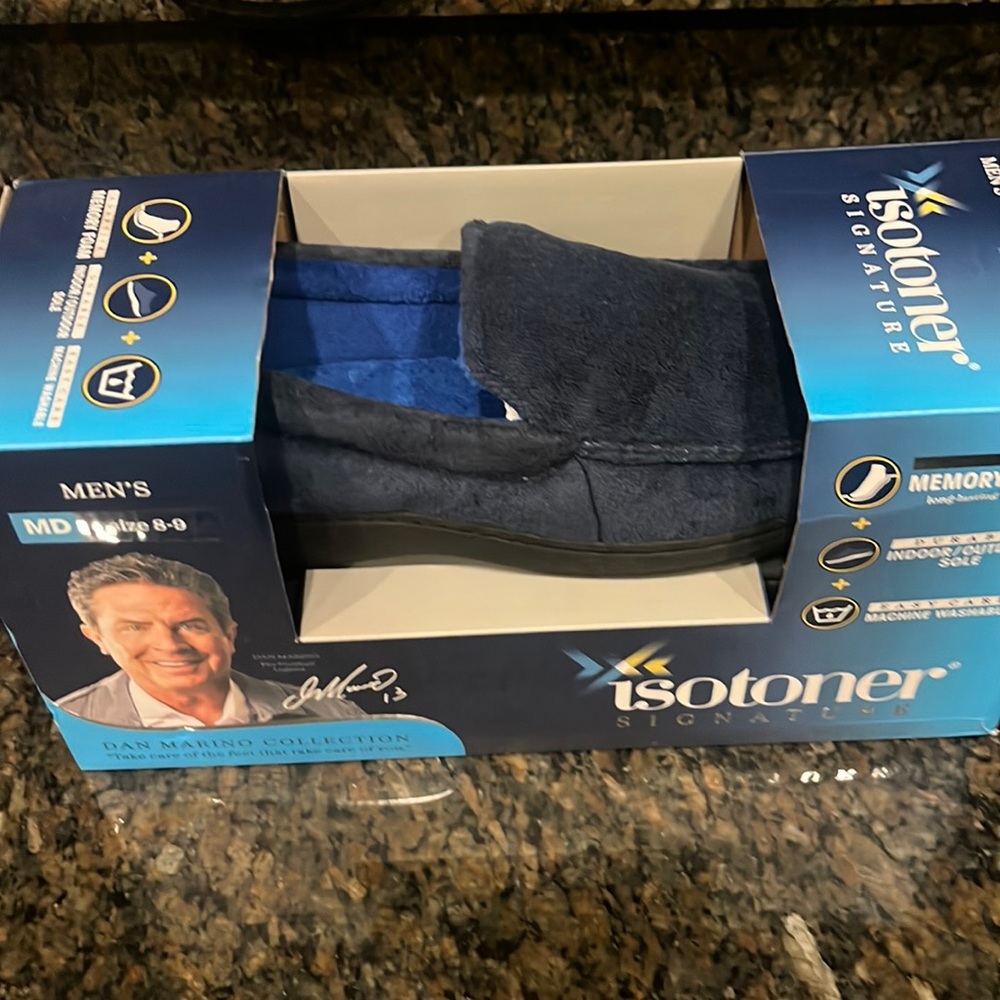Isotoner Mens Slippers